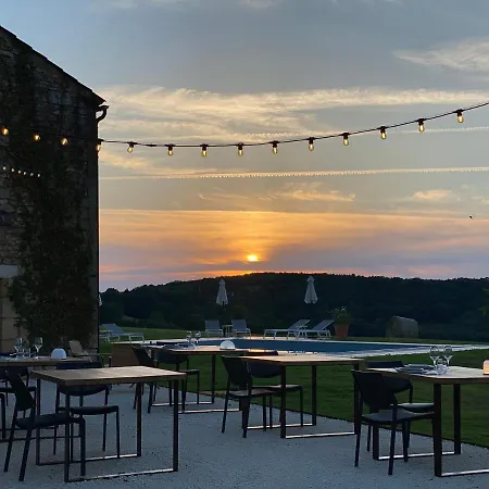 Domaine De Cazal - D'hotes Avec Piscine Au Coeur De 26 Hectares De Nature Preservee