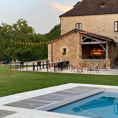 Domaine De Cazal - D'hotes Avec Piscine Au Coeur De 26 Hectares De Nature Preservee