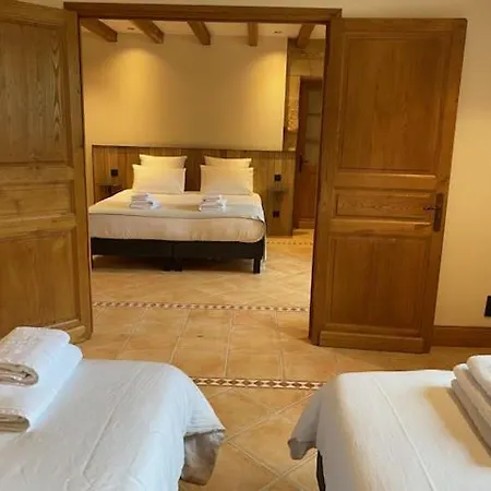 Domaine De Cazal - D'hotes De Charme Dans Un Domaine Prive Avec Piscine, Au Coeur De 26 Hectares De Nature Preservee 3* Saint-Cyprien (Dordogne)