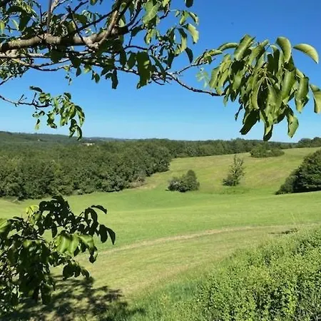 Domaine de Cazal - Chambres d'Hôtes de Charme dans un Domaine Privé avec Piscine, au cœur de 26 hectares de nature préservée 3*