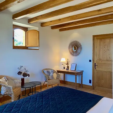 Domaine De Cazal - D'hotes Avec Piscine Au Coeur De 26 Hectares De Nature Preservee Bed and Breakfast Saint-Cyprien (Dordogne)