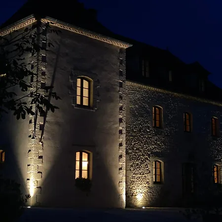 Bed & Breakfast Domaine de Cazal - Chambres d'Hôtes de Charme dans un Domaine Privé avec Piscine, au cœur de 26 hectares de nature préservée Saint-Cyprien (Dordogne)