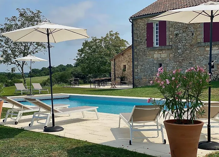 Domaine De Cazal - D'hotes Avec Piscine Au Coeur De 26 Hectares De Nature Preservee 3* 생-시프리엥